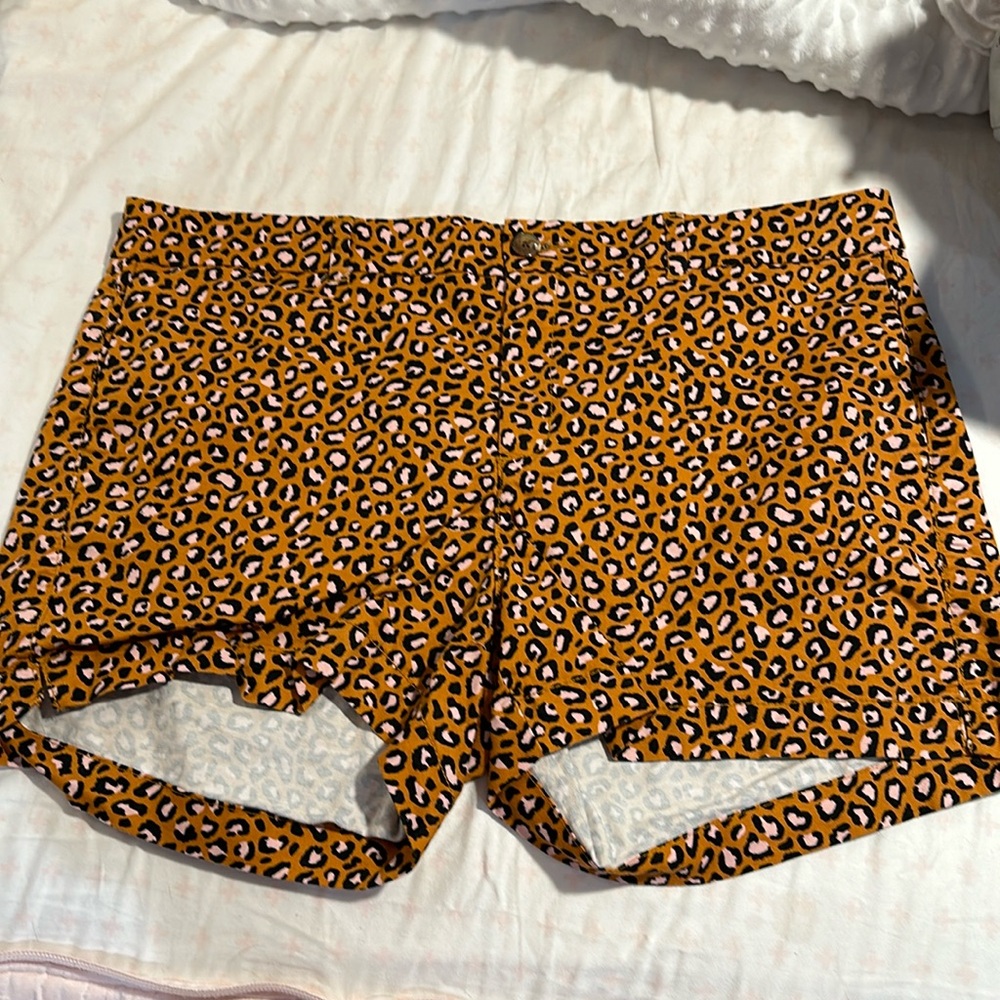 Old navy shorts